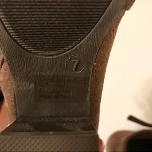 GC Shoes Heeled Booties - Picture 5 of 8